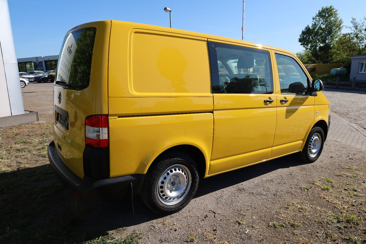 Volkswagen T5 Transporter Kasten-Kombi 2.0 TDI/EU5/5-Sitze - Personentransporter: das Bild 4 Volkswagen T5 Transporter Kasten-Kombi 2.0 TDI/EU5/5-Sitze - Personentransporter: das Bild 4
