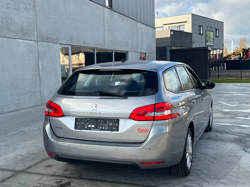 Peugeot 308 Peugeot 308SW 2018 - PKW: das Bild 5 Peugeot 308 Peugeot 308SW 2018 - PKW: das Bild 5
