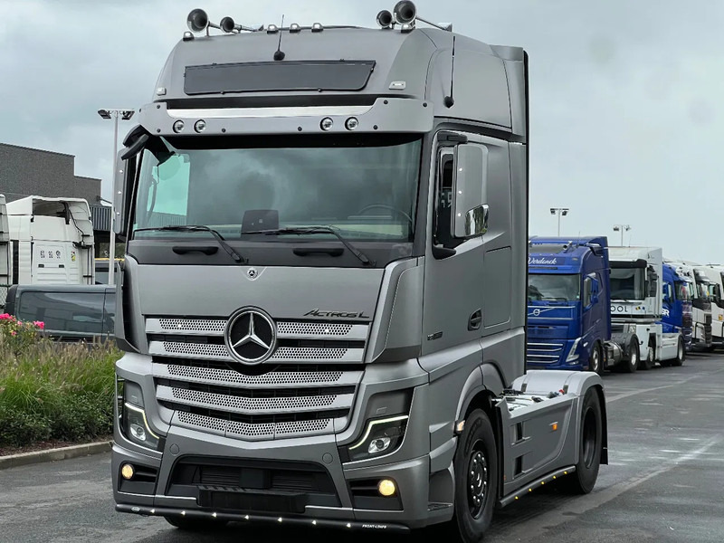 Mercedes-Benz Actros 1863 GIGASPACE*ACTROS L 1863*Full OPTIONS* - Sattelzugmaschine: das Bild 1 Mercedes-Benz Actros 1863 GIGASPACE*ACTROS L 1863*Full OPTIONS* - Sattelzugmaschine: das Bild 1
