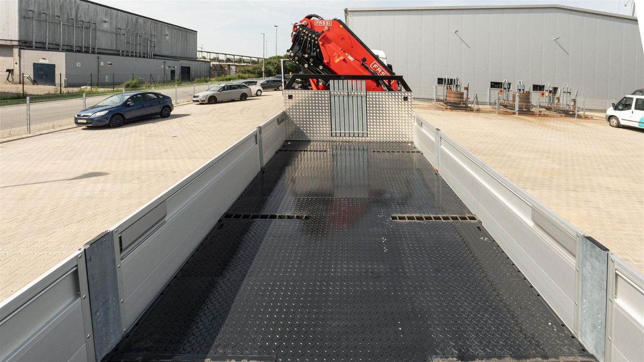 MAN 35.470 8x2 Kran F710 RA2.26 - Pritsche LKW, Autokran: das Bild 4 MAN 35.470 8x2 Kran F710 RA2.26 - Pritsche LKW, Autokran: das Bild 4