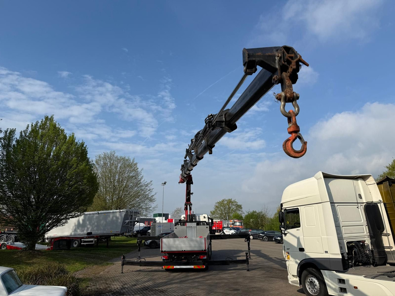 MAN 35.520 8x4 Kran Fassi F800, OHNE ABSTÜTZÜBERWACH - Autokran: das Bild 4 MAN 35.520 8x4 Kran Fassi F800, OHNE ABSTÜTZÜBERWACH - Autokran: das Bild 4