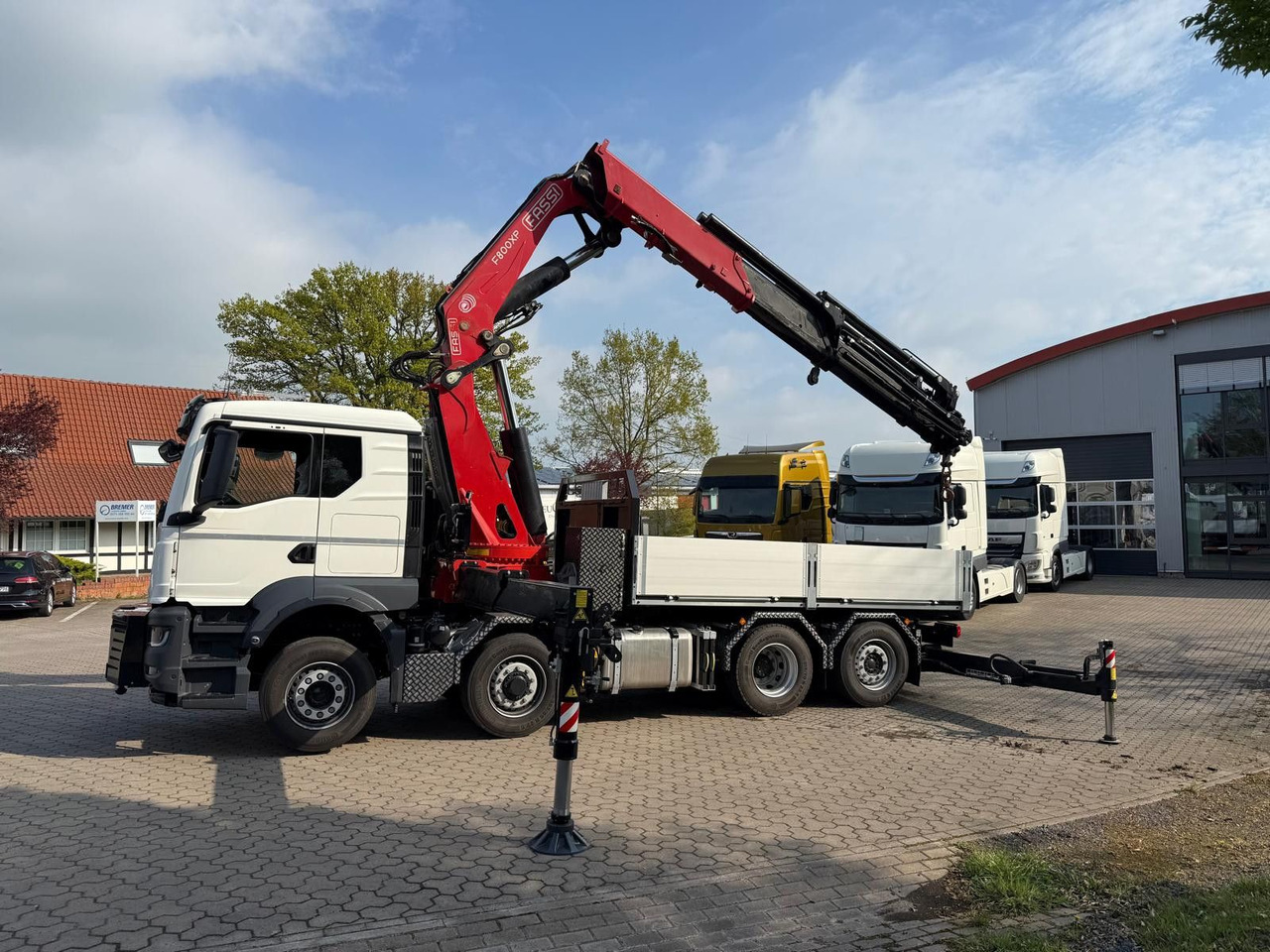 MAN 35.520 8x4 Kran Fassi F800, OHNE ABSTÜTZÜBERWACH - Pritsche LKW, Autokran: das Bild 3 MAN 35.520 8x4 Kran Fassi F800, OHNE ABSTÜTZÜBERWACH - Pritsche LKW, Autokran: das Bild 3