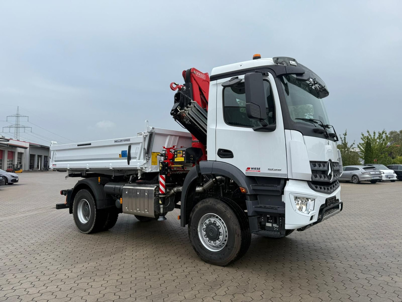 Mercedes-Benz Arocs 1835 4x4 Allrad Fassi F135 Kran Kipper - Autokran: das Bild 2 Mercedes-Benz Arocs 1835 4x4 Allrad Fassi F135 Kran Kipper - Autokran: das Bild 2