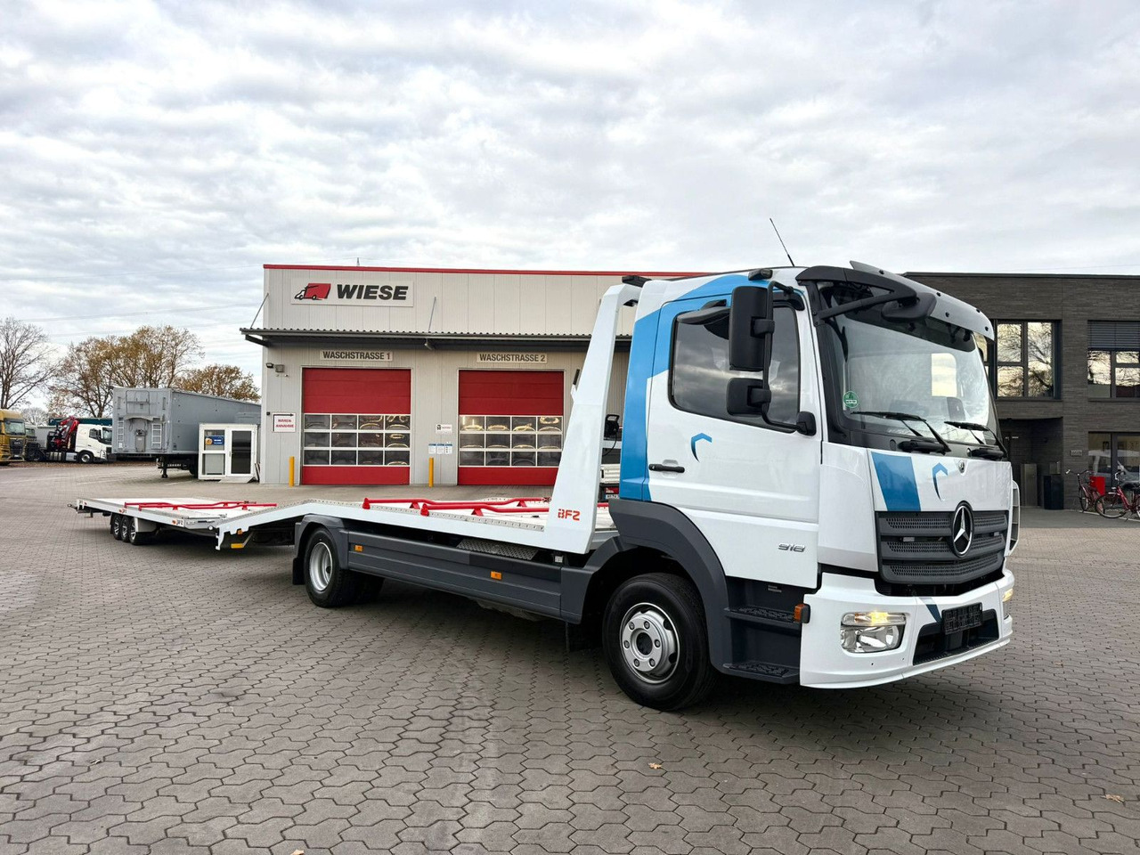 Mercedes-Benz Atego 918L Autotransporter mit BFZ Anhänger - Autotransporter LKW: das Bild 1 Mercedes-Benz Atego 918L Autotransporter mit BFZ Anhänger - Autotransporter LKW: das Bild 1