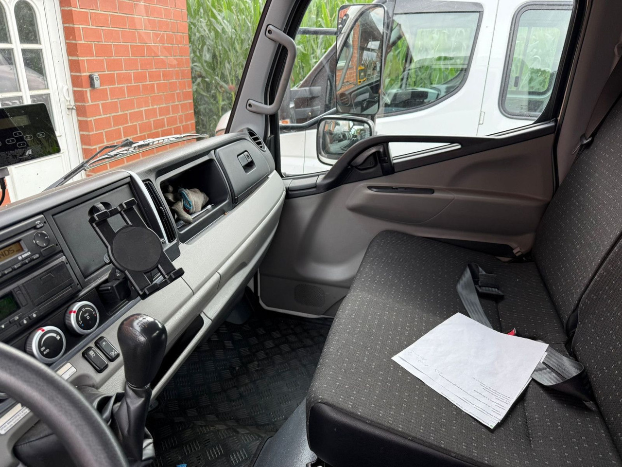 Mitsubishi Fuso Canter 7C18 Arbeitsbühnentransporter - Abschleppwagen: das Bild 3 Mitsubishi Fuso Canter 7C18 Arbeitsbühnentransporter - Abschleppwagen: das Bild 3
