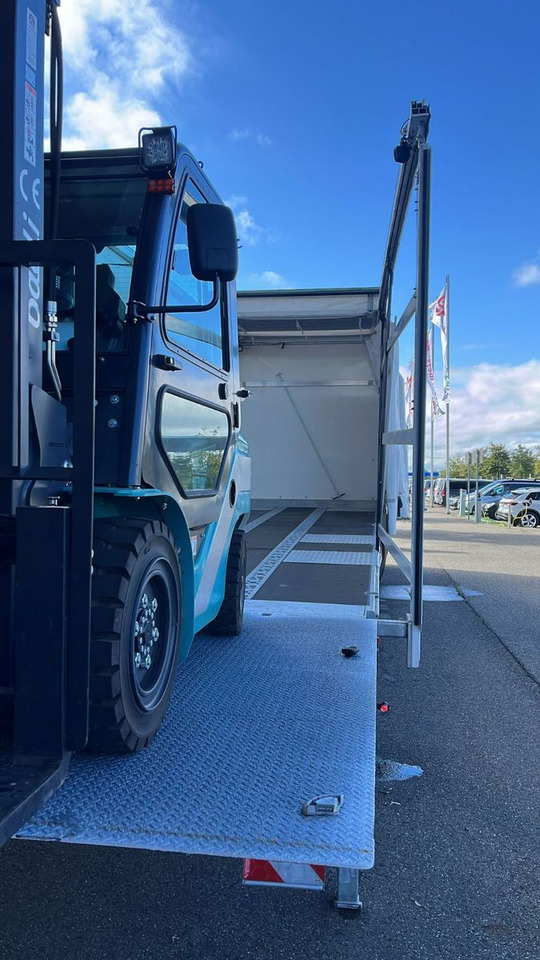 Abschleppwagen Volvo FH 500 8x2 Arbeitsbühnen Transporter LBW 9t: das Bild 8