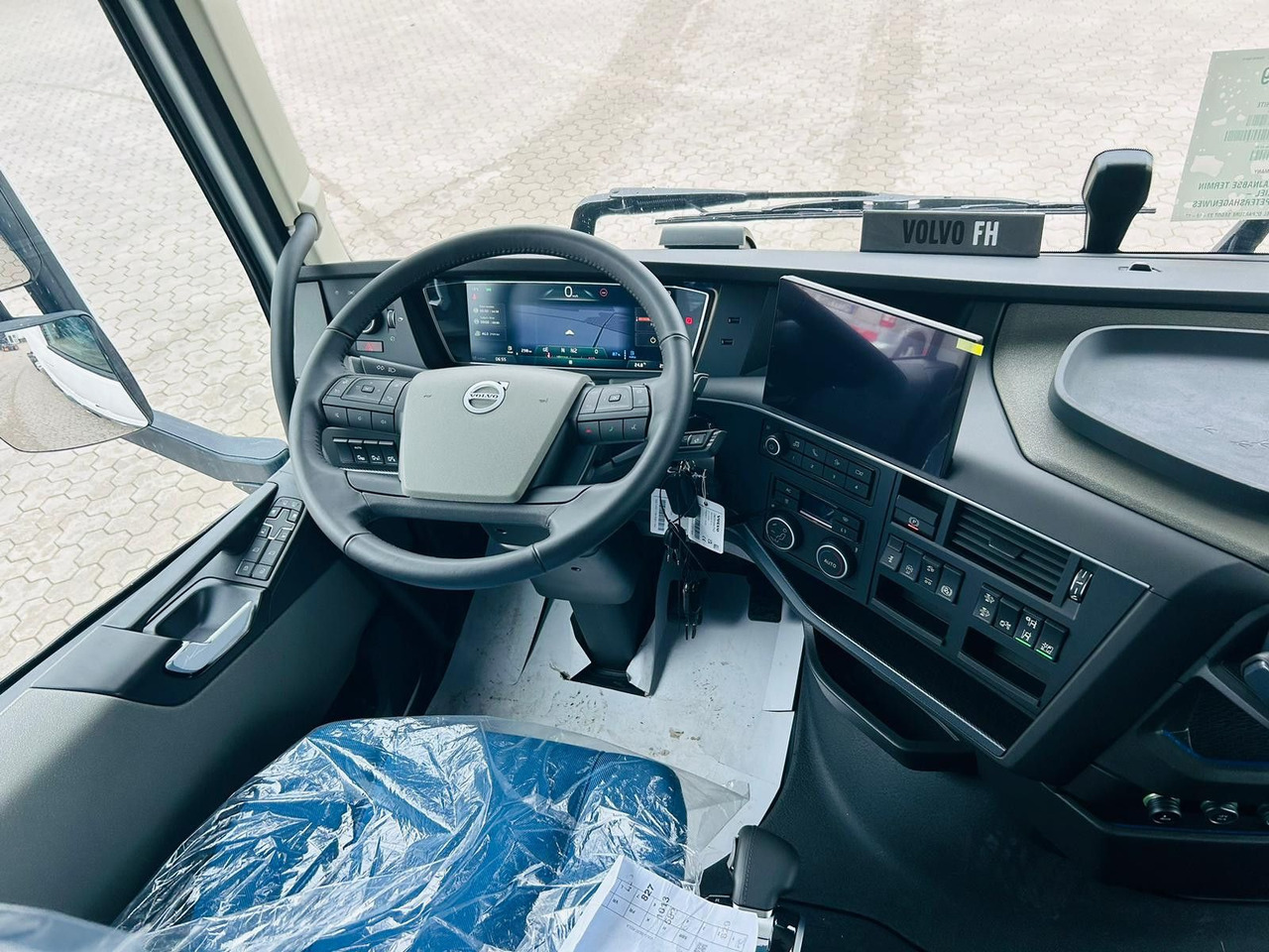 Abschleppwagen Volvo FH 500 8x2 Arbeitsbühnen Transporter LBW 9t: das Bild 10