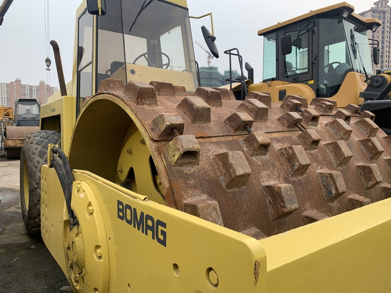 BOMAG BW217D - Walzen: das Bild 2 BOMAG BW217D - Walzen: das Bild 2