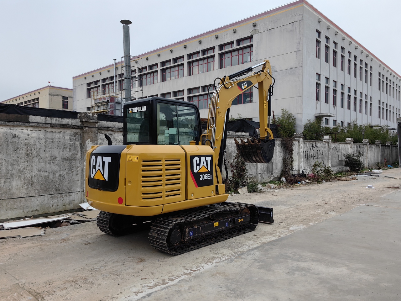 CATERPILLAR 306E2 - Minibagger: das Bild 2 CATERPILLAR 306E2 - Minibagger: das Bild 2
