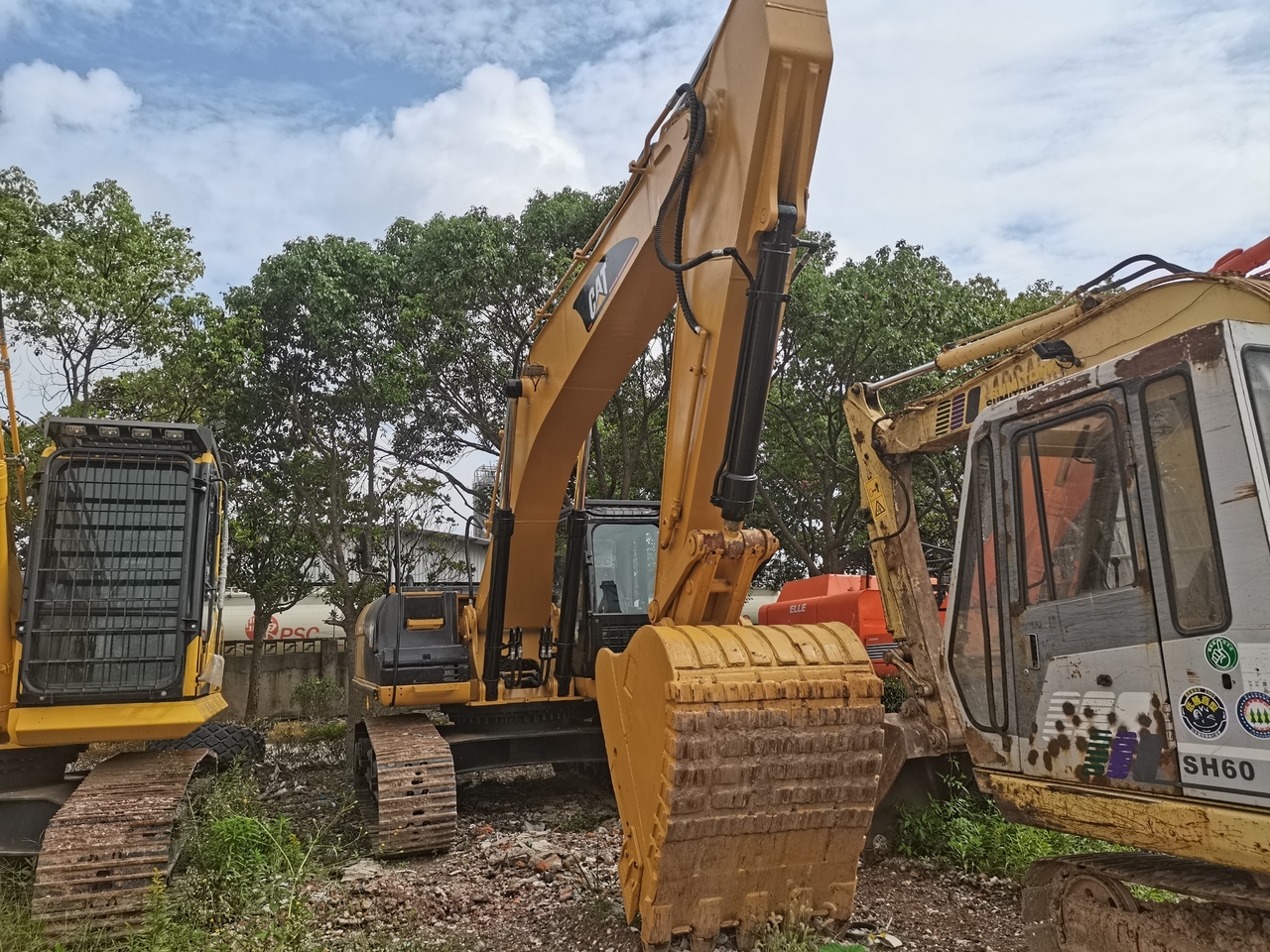 CATERPILLAR 325C - Kettenbagger: das Bild 1 CATERPILLAR 325C - Kettenbagger: das Bild 1