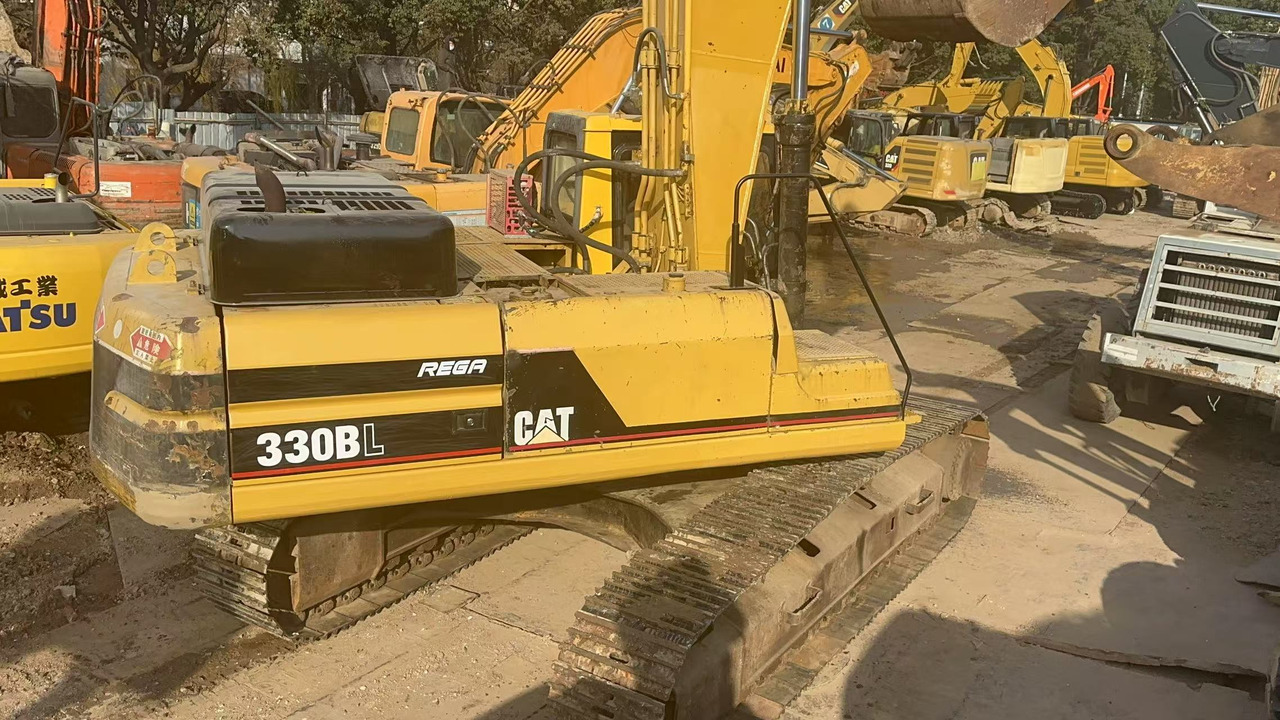 CATERPILLAR 330B - Kettenbagger: das Bild 2 CATERPILLAR 330B - Kettenbagger: das Bild 2