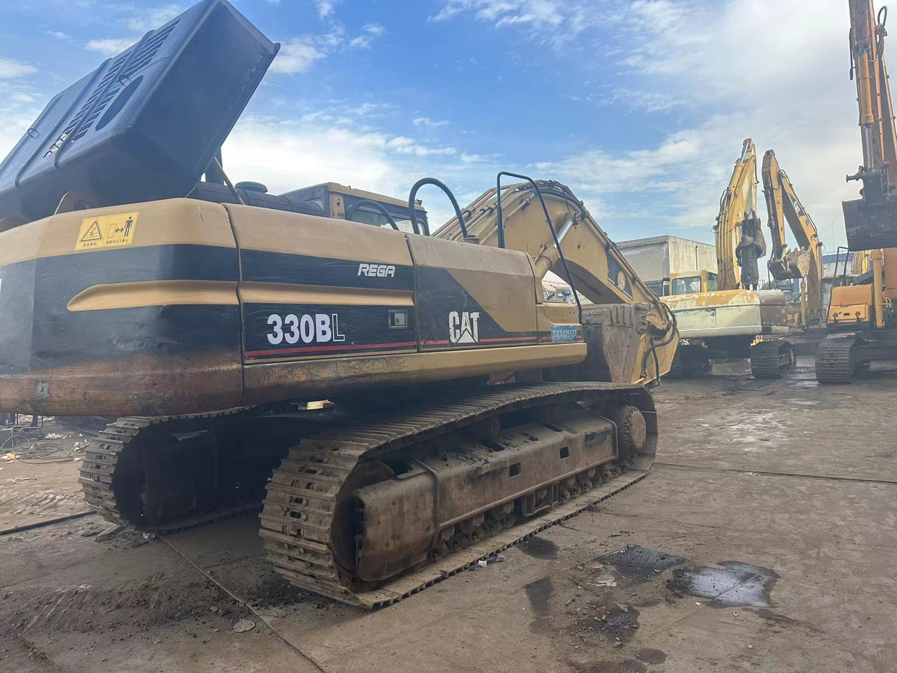 CATERPILLAR 330BL - Kettenbagger: das Bild 5 CATERPILLAR 330BL - Kettenbagger: das Bild 5