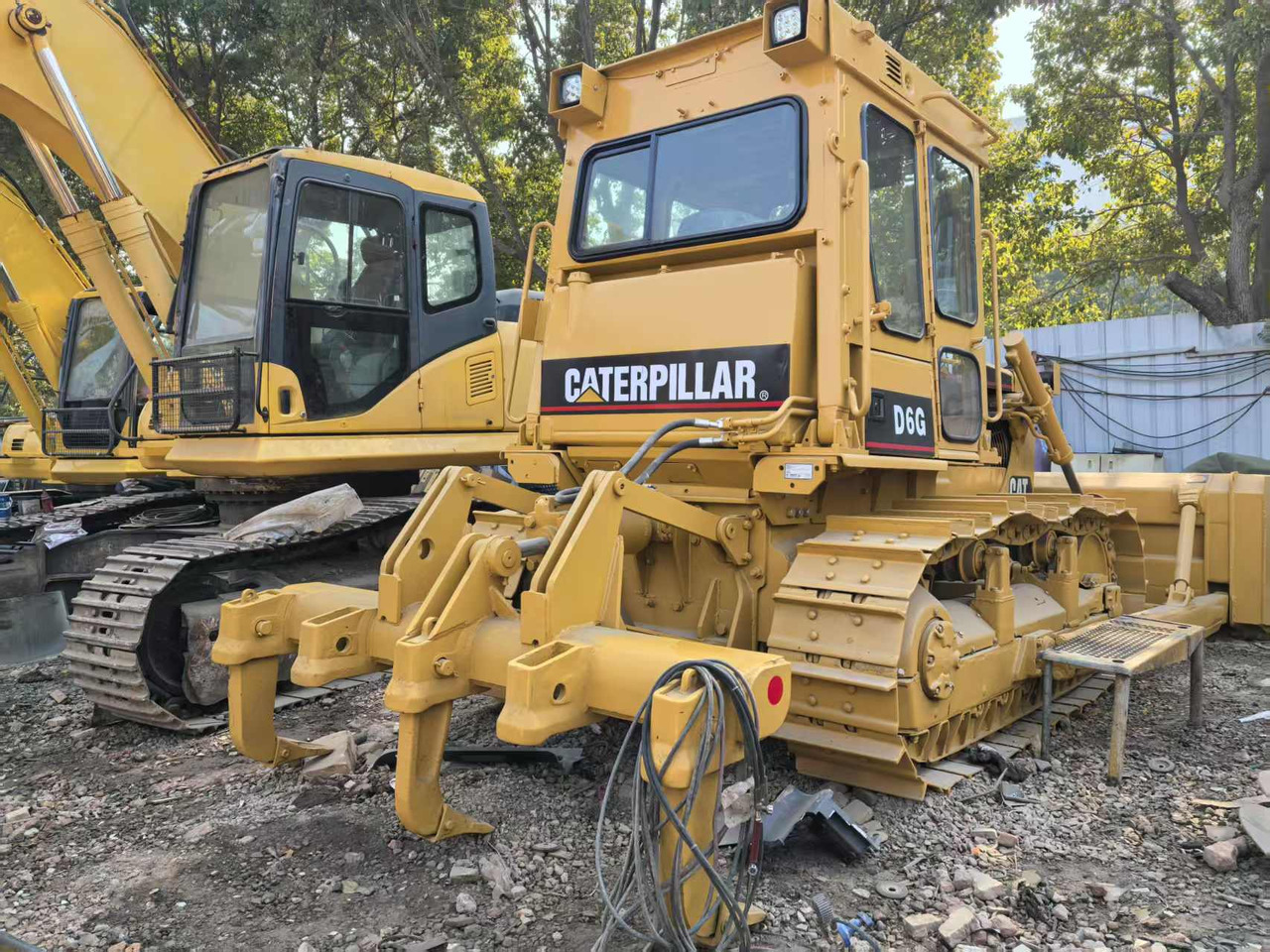 CATERPILLAR D6G - Bulldozer: das Bild 3 CATERPILLAR D6G - Bulldozer: das Bild 3
