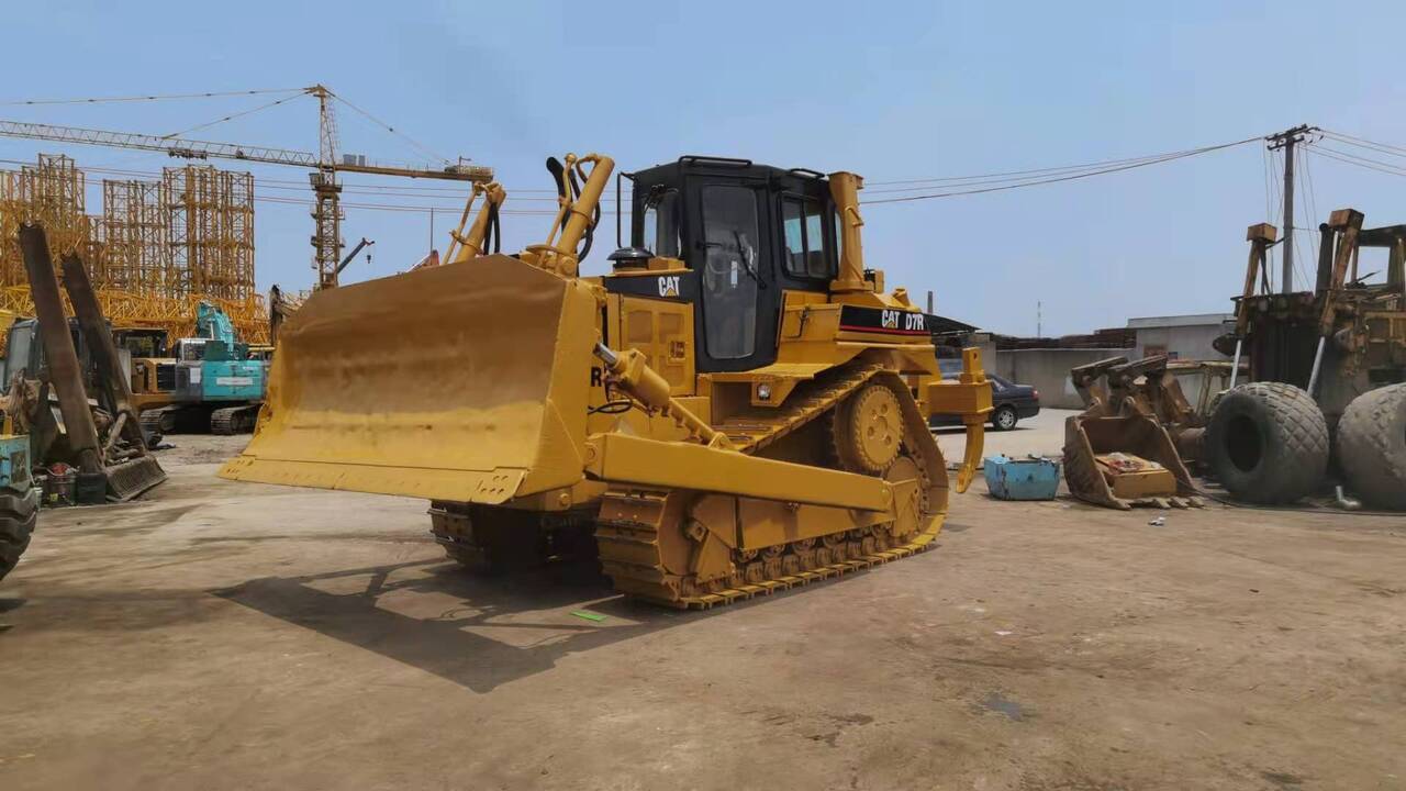 CATERPILLAR D7R - Bulldozer: das Bild 1 CATERPILLAR D7R - Bulldozer: das Bild 1