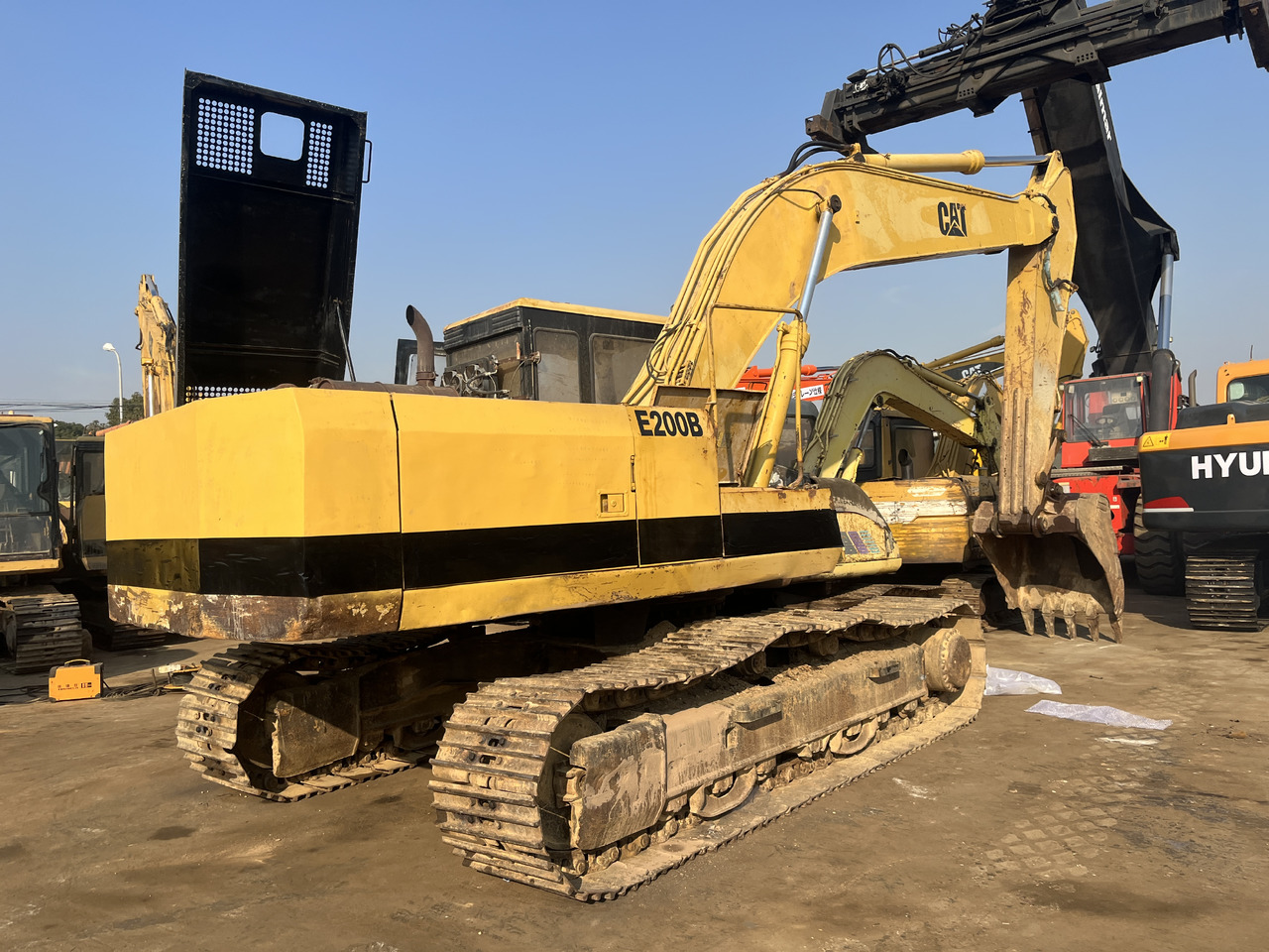 CATERPILLAR E200 - Bagger: das Bild 5 CATERPILLAR E200 - Bagger: das Bild 5