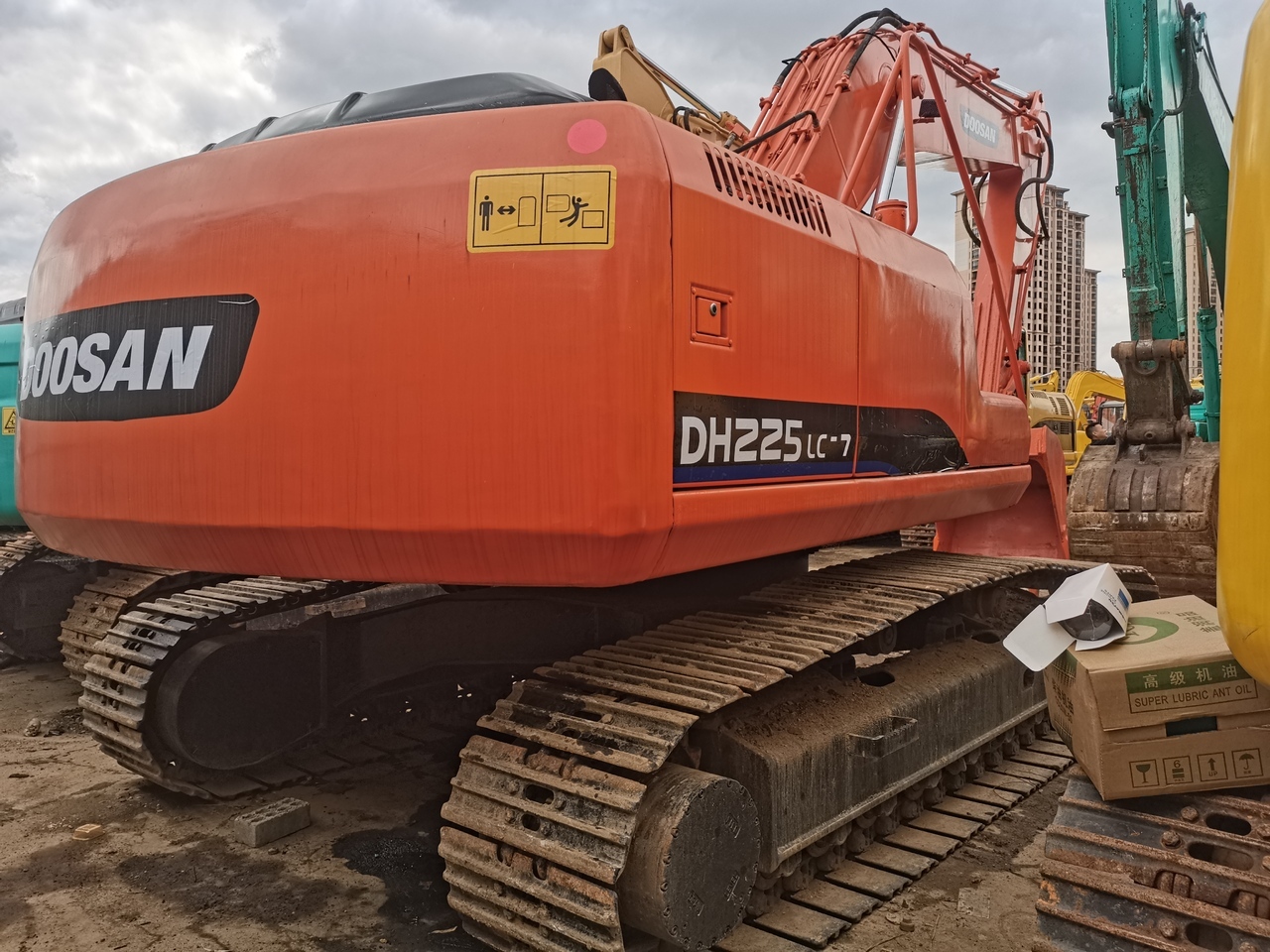 DOOSAN DH225LC-7 - Kettenbagger: das Bild 1 DOOSAN DH225LC-7 - Kettenbagger: das Bild 1