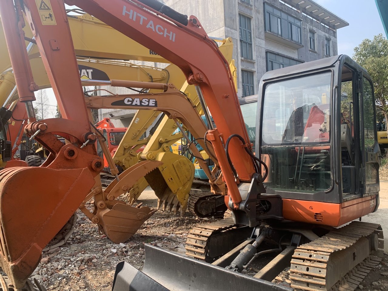 HITACHI ZX35U-mini excavator - Minibagger: das Bild 2 HITACHI ZX35U-mini excavator - Minibagger: das Bild 2