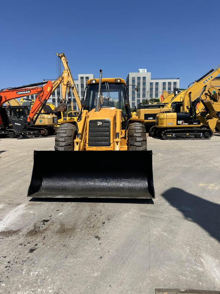 JCB 4CX - Baggerlader: das Bild 4 JCB 4CX - Baggerlader: das Bild 4