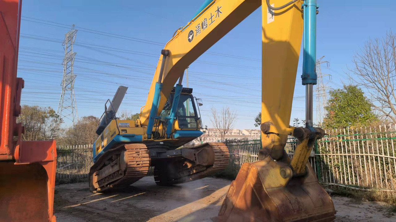 KOMATSU PC450-7-excavator - Kettenbagger: das Bild 3 KOMATSU PC450-7-excavator - Kettenbagger: das Bild 3