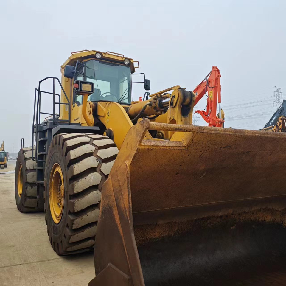 KOMATSU WA600-3 - Radlader: das Bild 5 KOMATSU WA600-3 - Radlader: das Bild 5
