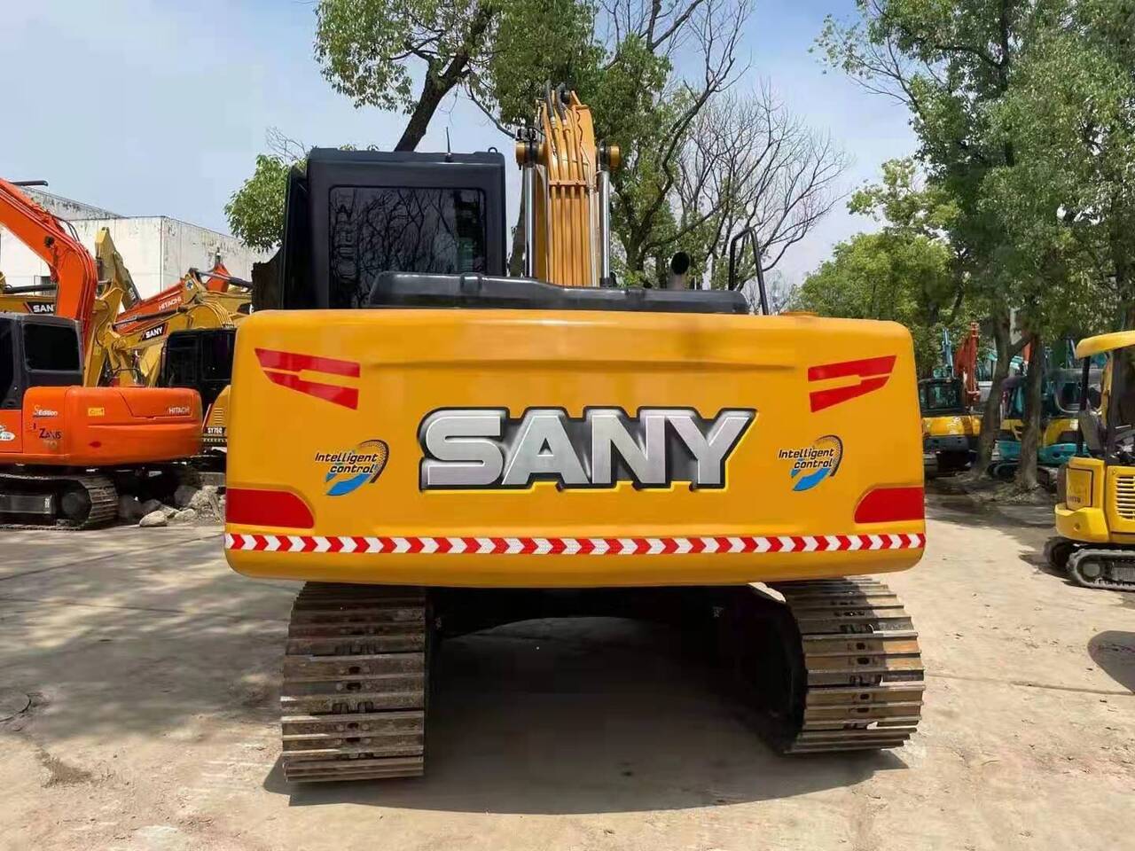 SANY SY135C - Kettenbagger: das Bild 4 SANY SY135C - Kettenbagger: das Bild 4