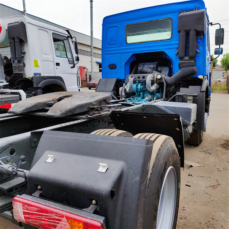 HOWO HOWO 6x4 336 truck tractors-blue - Sattelzugmaschine: das Bild 4 HOWO HOWO 6x4 336 truck tractors-blue - Sattelzugmaschine: das Bild 4