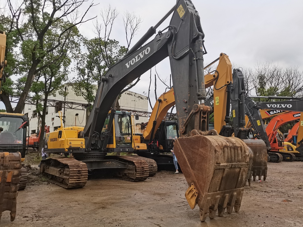 VOLVO EC290BLC - Kettenbagger: das Bild 1 VOLVO EC290BLC - Kettenbagger: das Bild 1