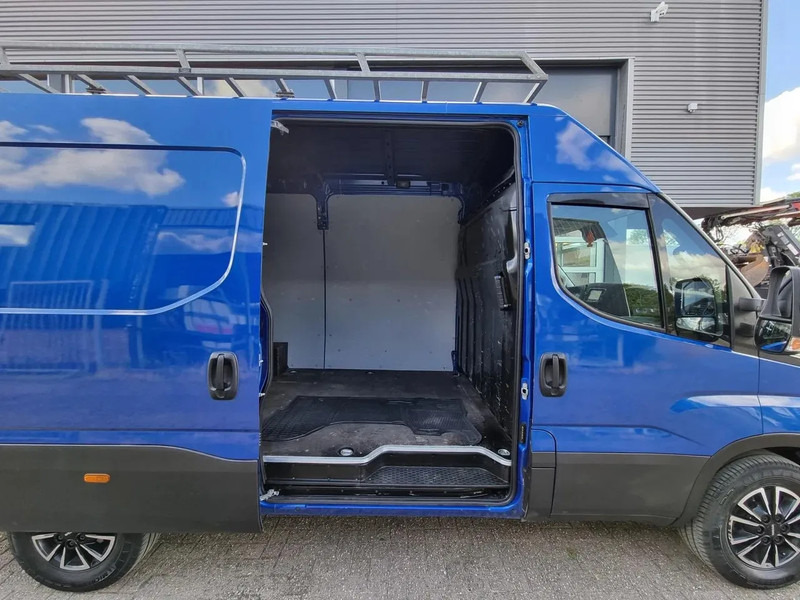 Kastenwagen Iveco Daily 35S16 HI-MATIC 2.3 L2H2/ Airco/ Navi/ LED/ Matrix: das Bild 10