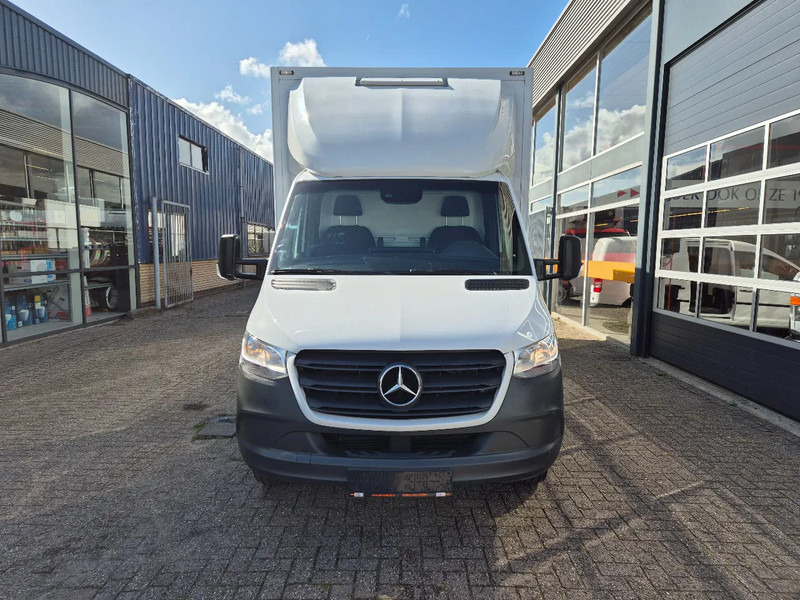 Mercedes-Benz Sprinter 516 CDI BE Clixtar/ Webasto/ 27 KUB/ Nutzlast 3.3T/ 073687 - Koffer Transporter: das Bild 4 Mercedes-Benz Sprinter 516 CDI BE Clixtar/ Webasto/ 27 KUB/ Nutzlast 3.3T/ 073687 - Koffer Transporter: das Bild 4
