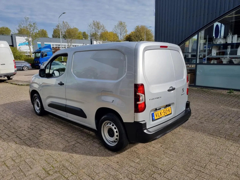 Peugeot Partner 1.5 HDI/ Koelwagen/ Airco/ Navi - Kühltransporter: das Bild 5 Peugeot Partner 1.5 HDI/ Koelwagen/ Airco/ Navi - Kühltransporter: das Bild 5