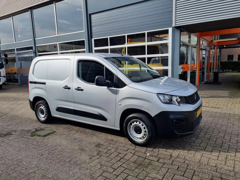 Peugeot Partner 1.5 HDI/ Koelwagen/ Airco/ Navi - Kühltransporter: das Bild 1 Peugeot Partner 1.5 HDI/ Koelwagen/ Airco/ Navi - Kühltransporter: das Bild 1