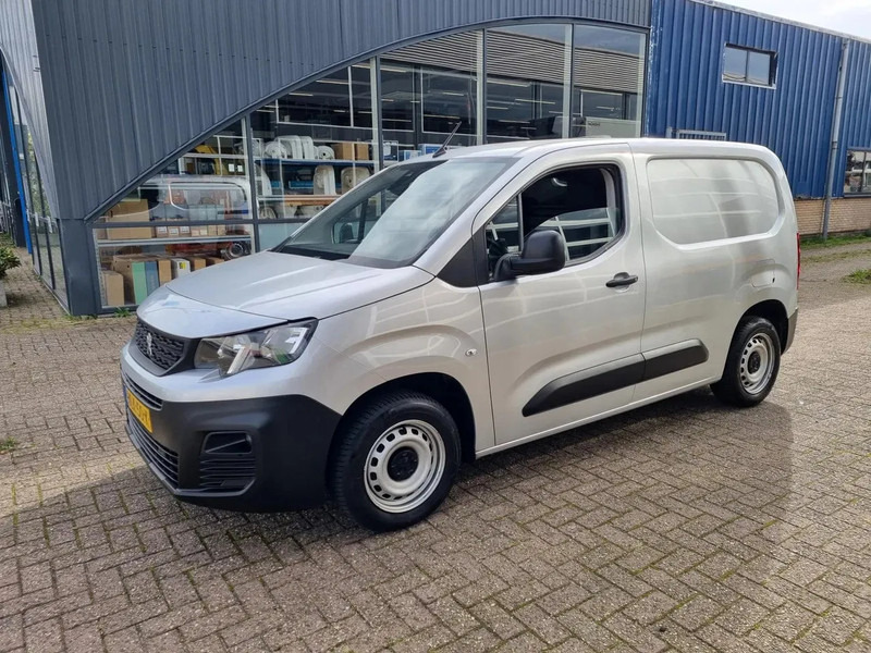 Peugeot Partner 1.5 HDI/ Koelwagen/ Airco/ Navi - Kühltransporter: das Bild 4 Peugeot Partner 1.5 HDI/ Koelwagen/ Airco/ Navi - Kühltransporter: das Bild 4