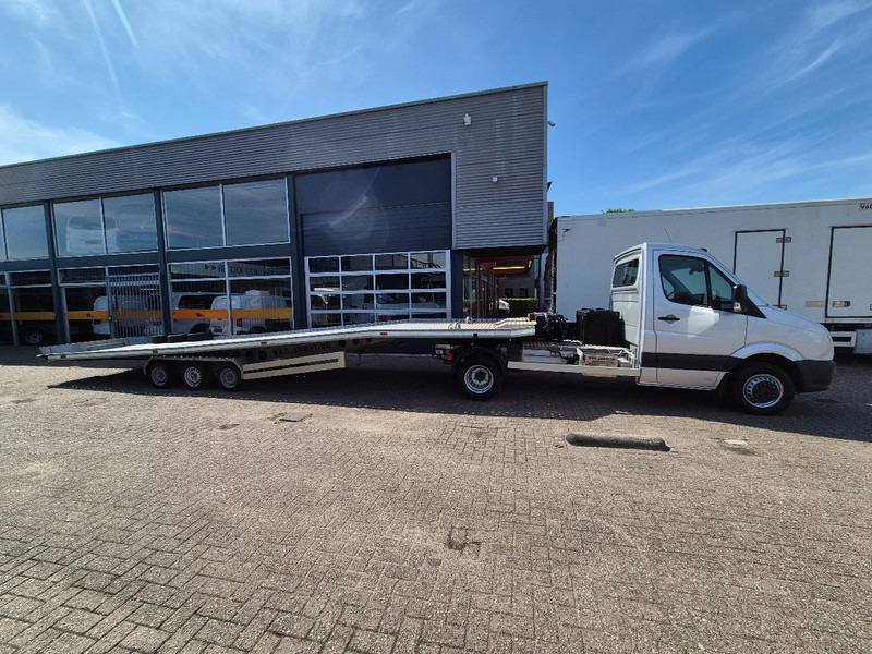 Volkswagen Crafter 2.0TDI BE Combi/ Autotransporter 10m mit Knicksystem/ Winch - Transporter: das Bild 2 Volkswagen Crafter 2.0TDI BE Combi/ Autotransporter 10m mit Knicksystem/ Winch - Transporter: das Bild 2