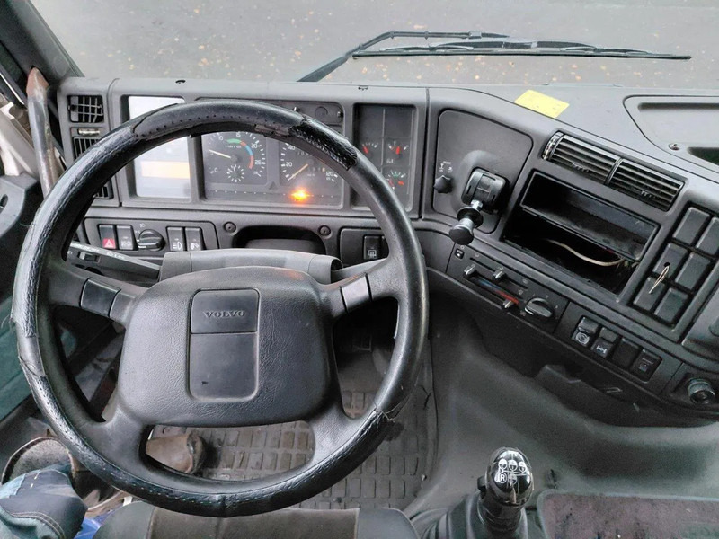 Sattelzugmaschine Volvo FH 12.380 MANUAL 3+3 GEARBOX: das Bild 14