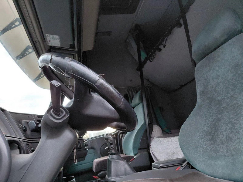 Sattelzugmaschine Volvo FH 12.380 MANUAL 3+3 GEARBOX: das Bild 12