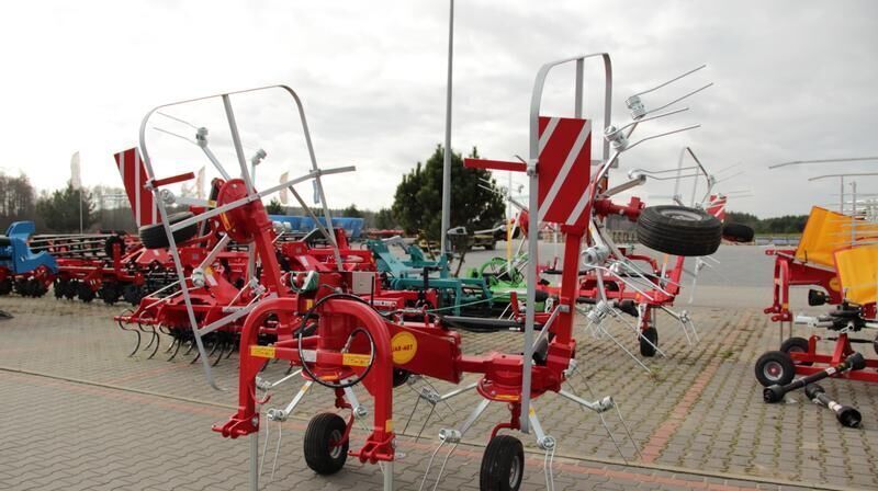 JAR-MET Kreiselwender/ Rotary tedder/ Przetrząsacz karuzelowy - Heuwender/ Wenderechen: das Bild 4 JAR-MET Kreiselwender/ Rotary tedder/ Przetrząsacz karuzelowy - Heuwender/ Wenderechen: das Bild 4