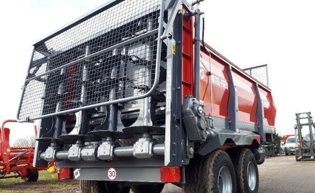 METAL-FACH Tandem - 6T - Dungstreuer: das Bild 2 METAL-FACH Tandem - 6T - Dungstreuer: das Bild 2