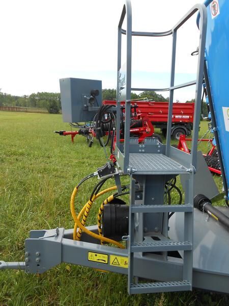 Zamet FIDER 12m3 - Futtermischwagen: das Bild 2 Zamet FIDER 12m3 - Futtermischwagen: das Bild 2