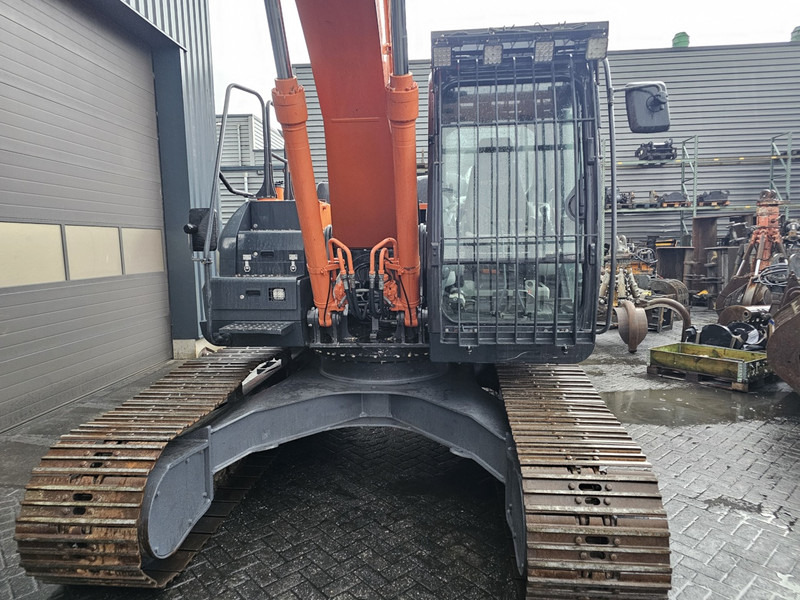 Hitachi zx210-6 labounty msd2000R shear scrap shear labounty hitachi genesis - Umschlagbagger: das Bild 4 Hitachi zx210-6 labounty msd2000R shear scrap shear labounty hitachi genesis - Umschlagbagger: das Bild 4