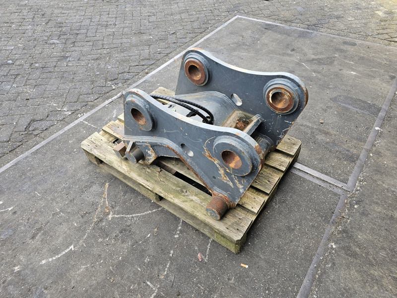 Hydraulische snelwissel cw45s cw45s coupler verachtert eurosteel - Schnellwechsler für Baumaschine: das Bild 4 Hydraulische snelwissel cw45s cw45s coupler verachtert eurosteel - Schnellwechsler für Baumaschine: das Bild 4