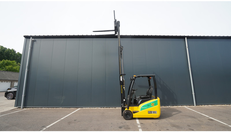 Eurotrac FE18-S 1.8 TON TRIPLEX 3-STAGE NEW FORKLIFT - Baumaschine: das Bild 1 Eurotrac FE18-S 1.8 TON TRIPLEX 3-STAGE NEW FORKLIFT - Baumaschine: das Bild 1