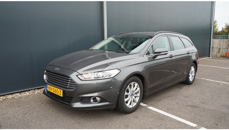 Ford Mondeo WAGON 1.5 TDCi TREND LEASE EDITION - Kleinbus, Personentransporter: das Bild 4 Ford Mondeo WAGON 1.5 TDCi TREND LEASE EDITION - Kleinbus, Personentransporter: das Bild 4