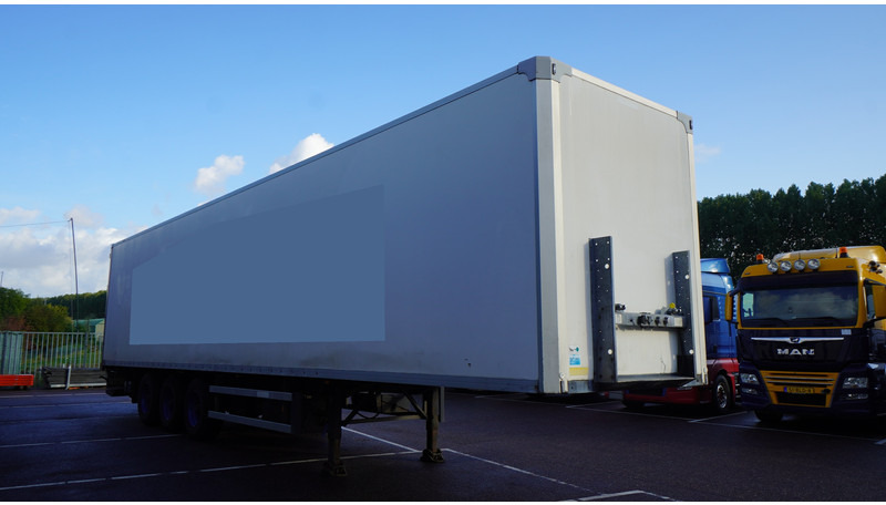 Groenewegen 3 AXLE CLOSED BOX - Koffer Auflieger: das Bild 3 Groenewegen 3 AXLE CLOSED BOX - Koffer Auflieger: das Bild 3