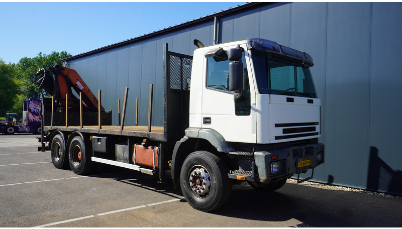 Autokran Iveco EUROTRAKKER CURSOR 350 6X4 FLATBED WITH PALFINGER PK 20002 CRANE: das Bild 9
