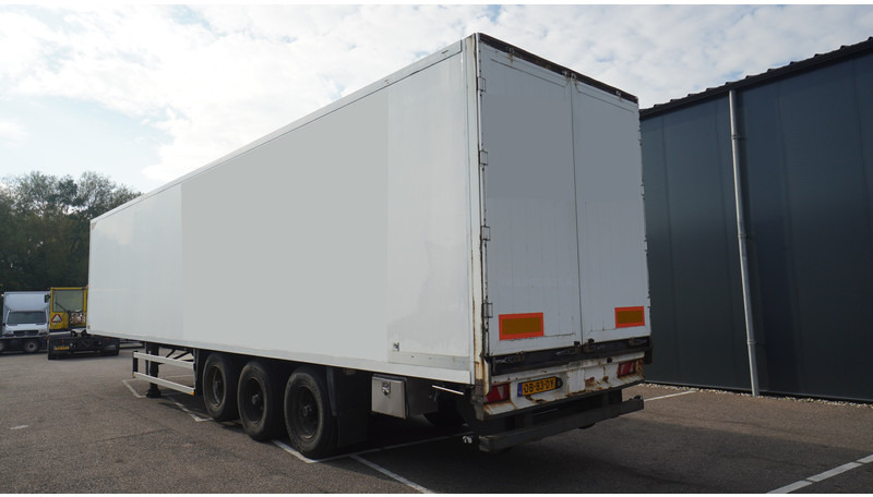 Jumbo 3 AXLE CLOSED BOX - Koffer Auflieger: das Bild 5 Jumbo 3 AXLE CLOSED BOX - Koffer Auflieger: das Bild 5