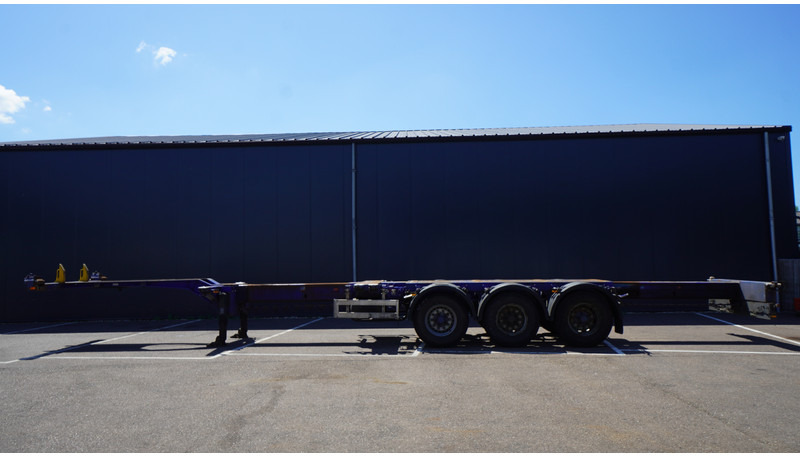 Pacton 3 AXLE CONTAINER TRANSPORT TRAILER EXTENDABLE 45 FT - Container/ Wechselfahrgestell Auflieger: das Bild 1 Pacton 3 AXLE CONTAINER TRANSPORT TRAILER EXTENDABLE 45 FT - Container/ Wechselfahrgestell Auflieger: das Bild 1