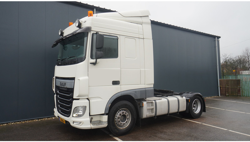 DAF XF 440 EURO 6 SPACECAB - Sattelzugmaschine: das Bild 3 DAF XF 440 EURO 6 SPACECAB - Sattelzugmaschine: das Bild 3