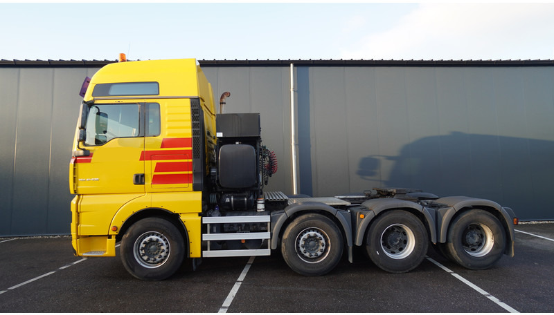 MAN TGA 41.530 8X4 160 TON'S RETARDER 283.000KM - Sattelzugmaschine: das Bild 1 MAN TGA 41.530 8X4 160 TON'S RETARDER 283.000KM - Sattelzugmaschine: das Bild 1