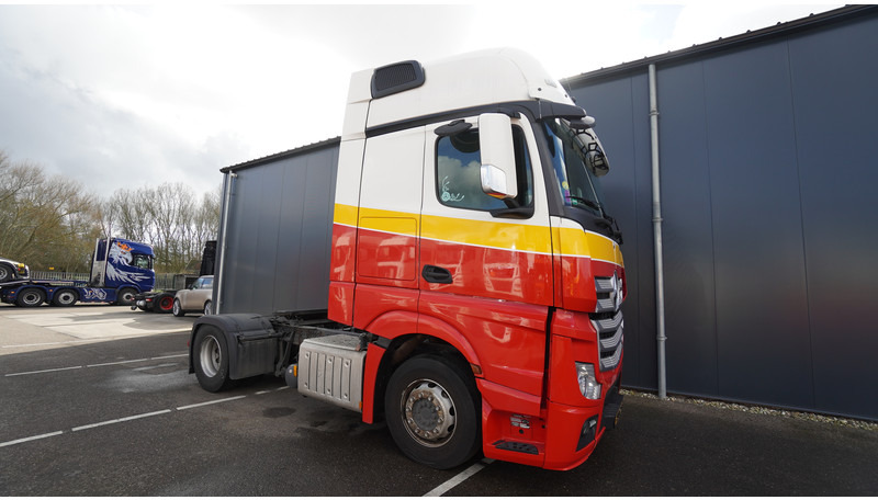 Mercedes-Benz ACTROS 1942 EURO 6 - Sattelzugmaschine: das Bild 4 Mercedes-Benz ACTROS 1942 EURO 6 - Sattelzugmaschine: das Bild 4