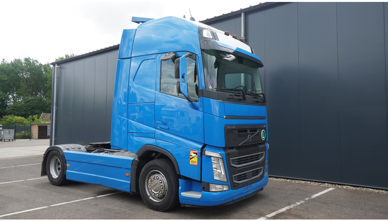 Volvo FH 460 LNG GLOBETROTTER TRUCK WITH 839.000KM - Sattelzugmaschine: das Bild 4 Volvo FH 460 LNG GLOBETROTTER TRUCK WITH 839.000KM - Sattelzugmaschine: das Bild 4